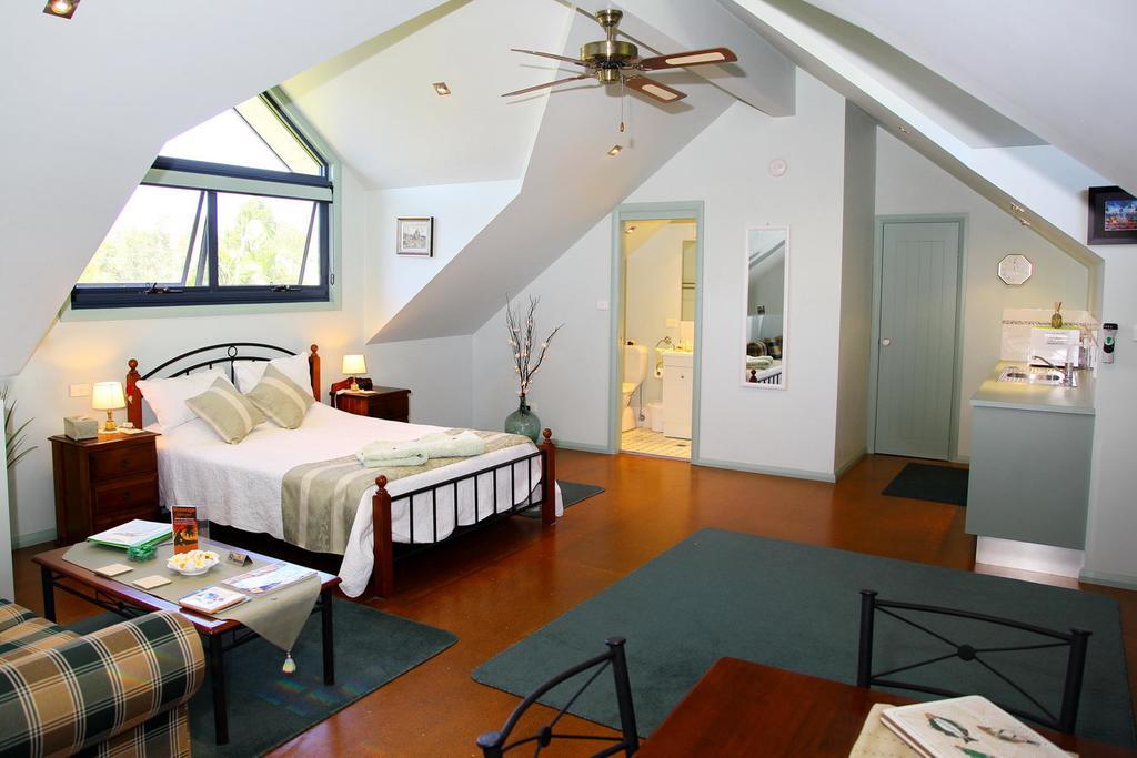 Salamander Bay Bed And Breakfast Exterior foto